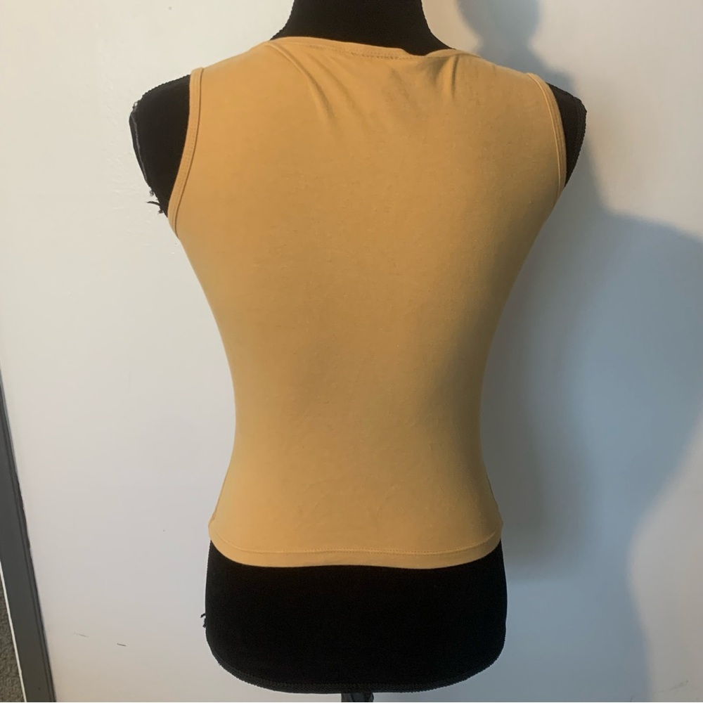 Vintage “outlaws” Women's Sleeveless Graphic Top - Yellow - Picture 4 of 4